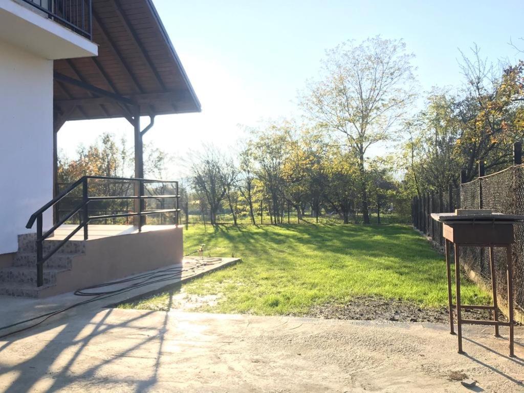 Green Nest Banesti Екстер'єр фото