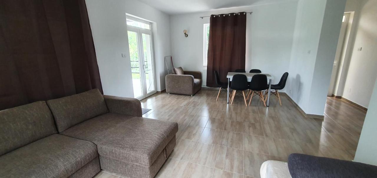 Green Nest Banesti Екстер'єр фото