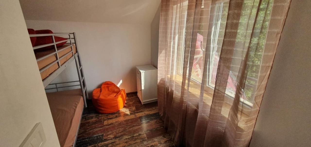 Green Nest Banesti Екстер'єр фото