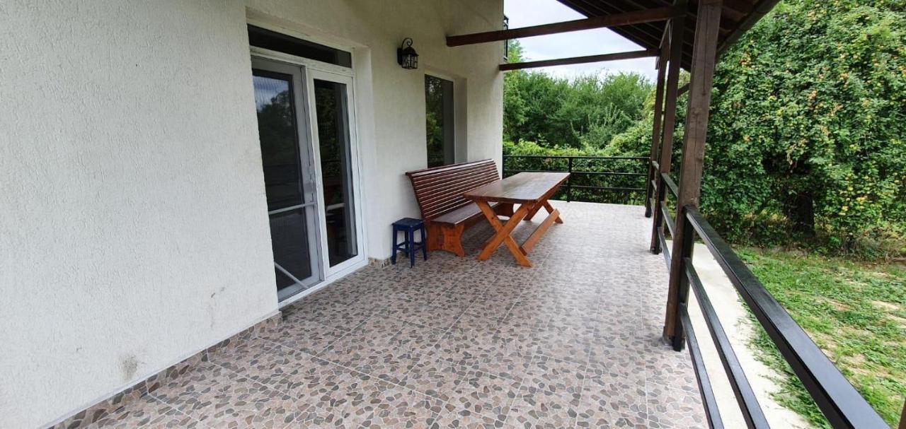 Green Nest Banesti Екстер'єр фото