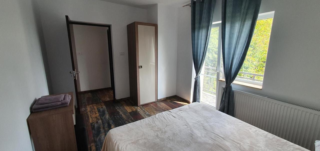 Green Nest Banesti Екстер'єр фото