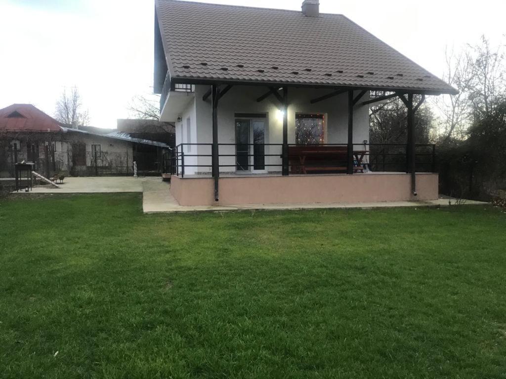 Green Nest Banesti Екстер'єр фото